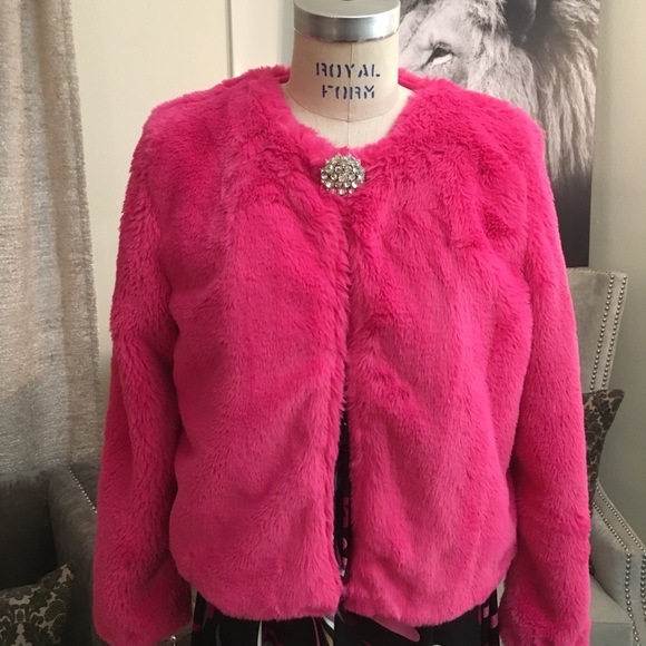 WILD FABLE Jackets & Blazers - 💥HP January 2019 Hot Pink Faux Fur Jacket